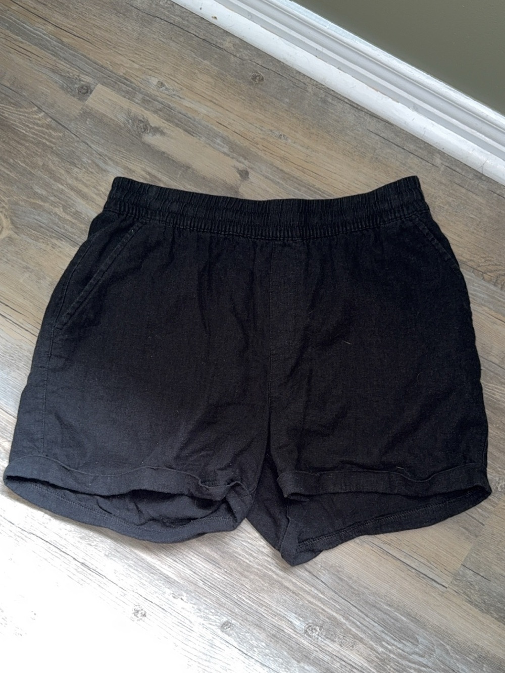 Frank by Frank and Oak linen blend pull-on shorts